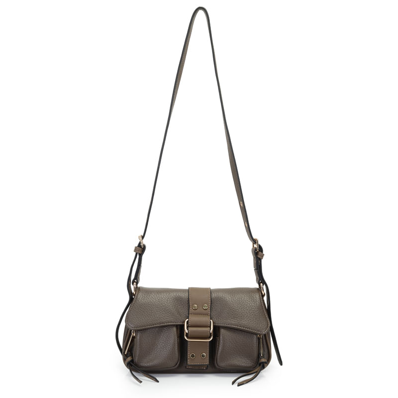 Bolsa casual feminina marrom café em material sintético, perfeita para uso diário e combinações versáteis.